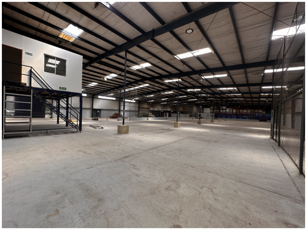 ARRIENDO BODEGA ENGATIVA 2.500 M2 50 KVA — foto 5