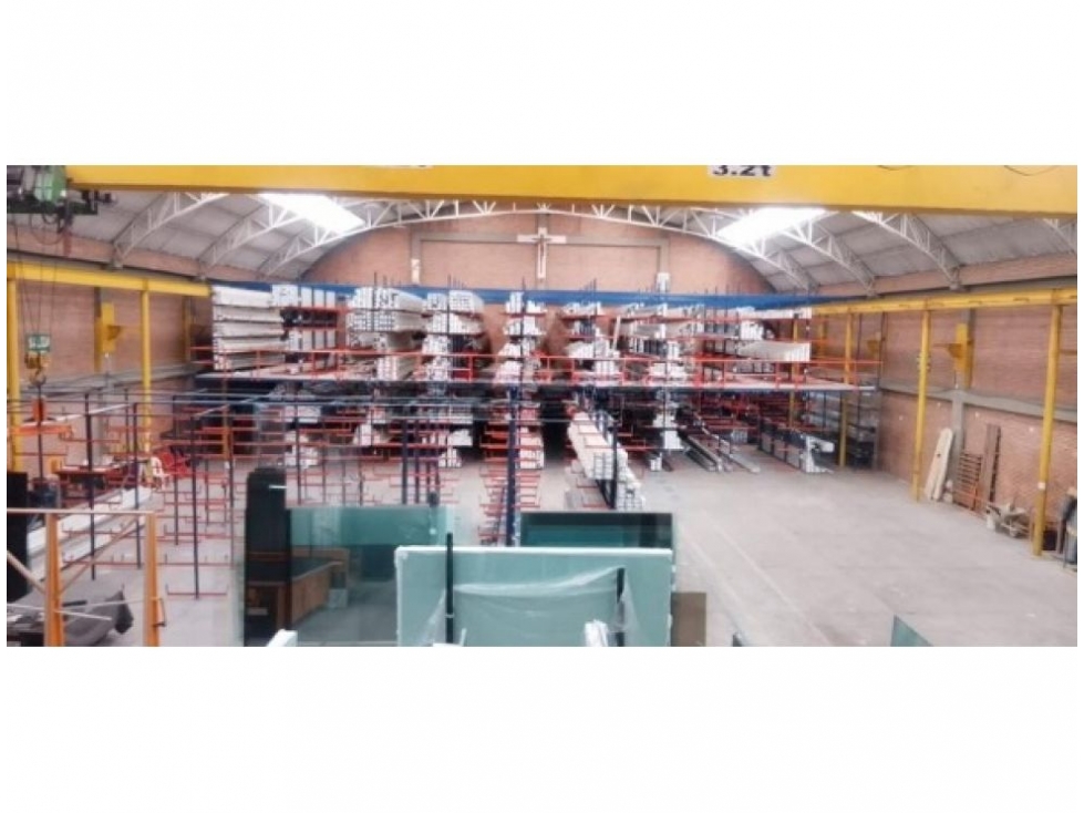 ARRIENDO BODEGA KENNEDY 1.726 M2 50 KVA