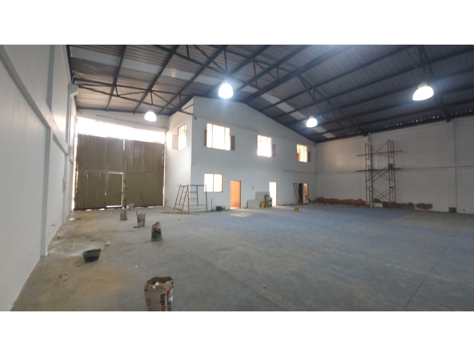 ARRIENDO BODEGA PARQUE INDUSTRIAL MOSQUERA 866 M2 45 KVA - 4