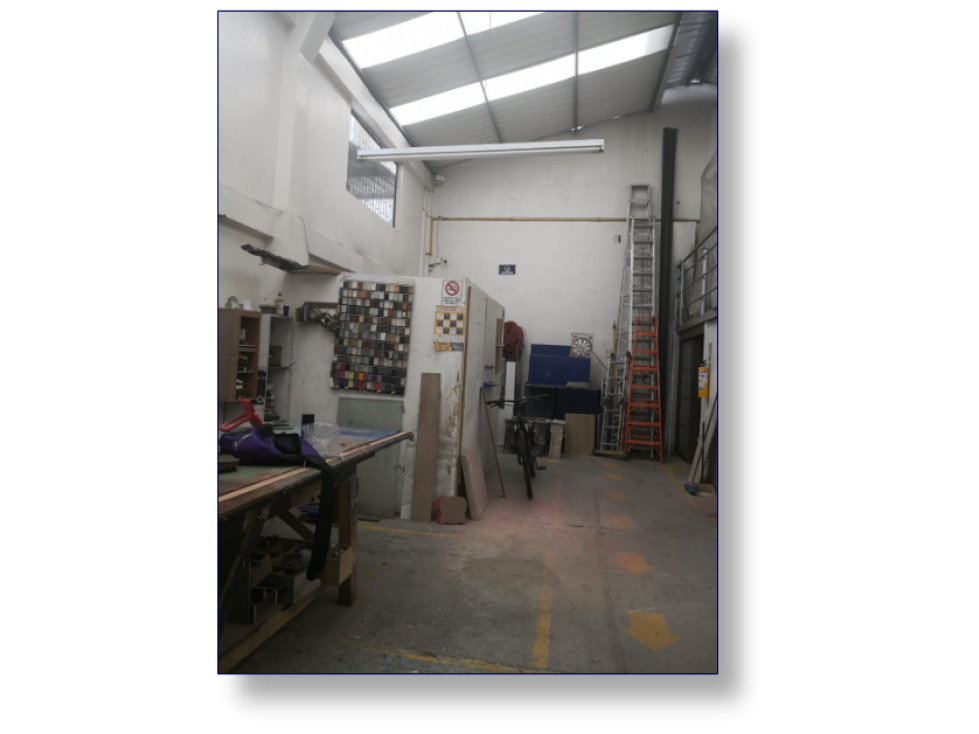VENTA BODEGA LAS FERIAS 422 M2