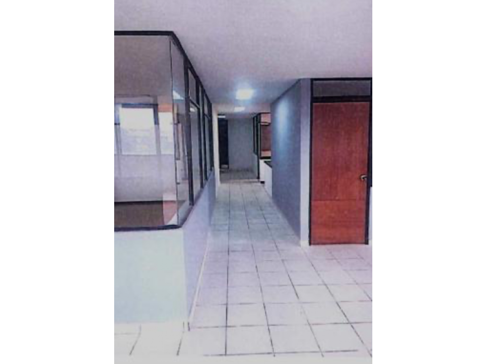 ARRIENDO BODEGA MONTEVIDEO 1.200 M2 - 4