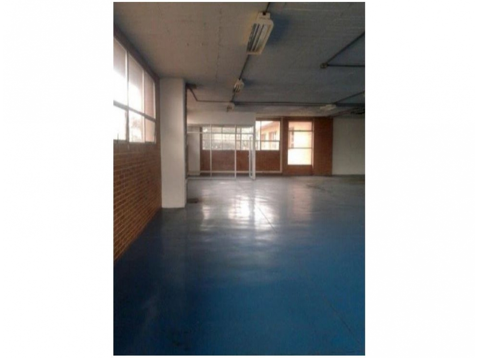 VENTA BODEGA ZONA FRANCA 2.343 M2 400 KVA - 2