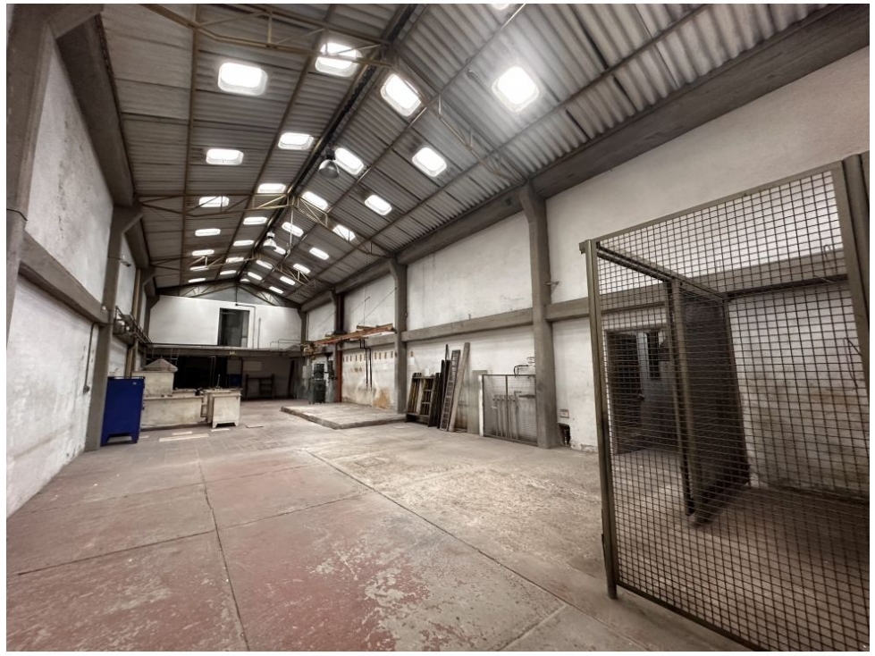 ARRIENDO BODEGA PUENTE ARANDA 300 M2 35 KVA - 1