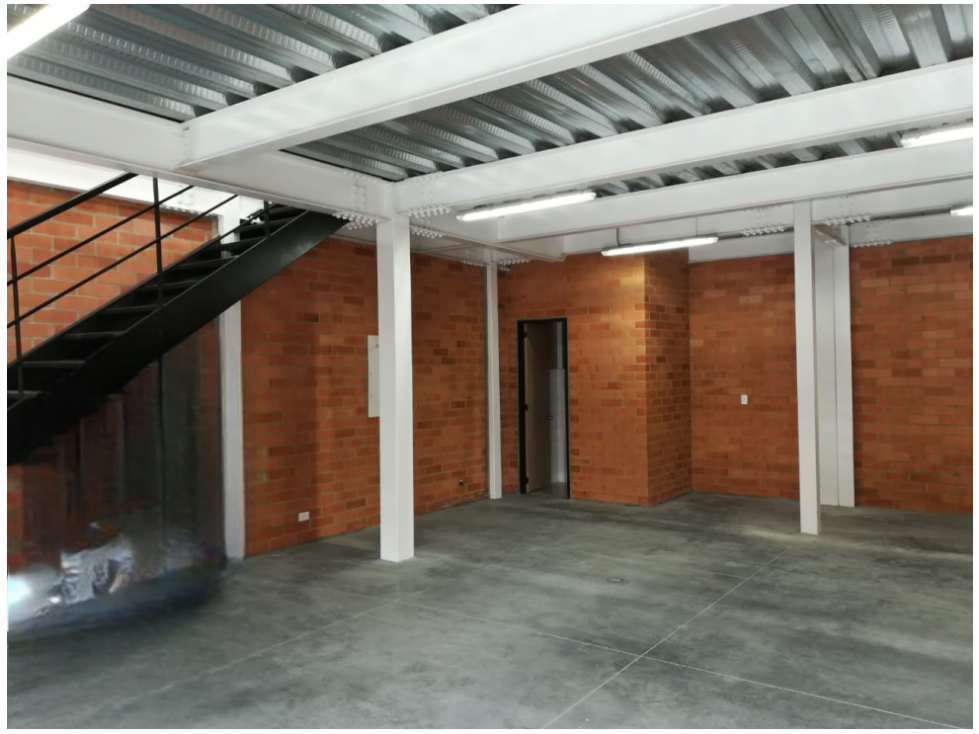 VENTA BODEGA PARQUE INDUSTRIAL 139 M2 - 1