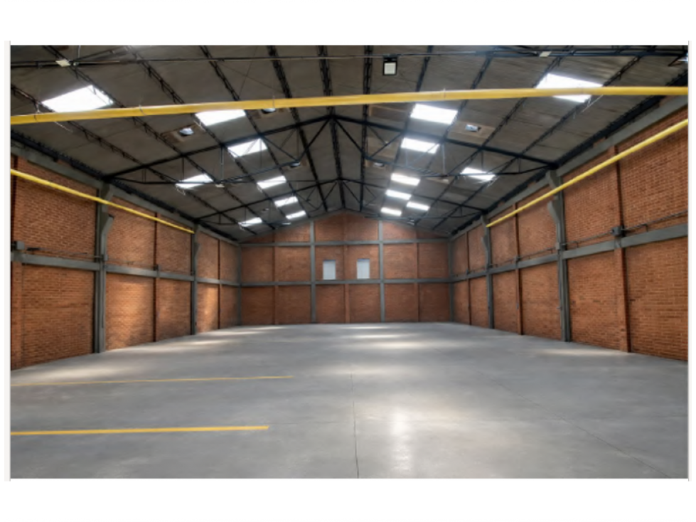 ARRIENDO BODEGA TOBERIN 845 M2 35 KVA