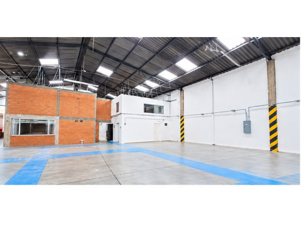 ARRIENDO BODEGA ENGATIVA 1.000 M2 19 KVA - 1