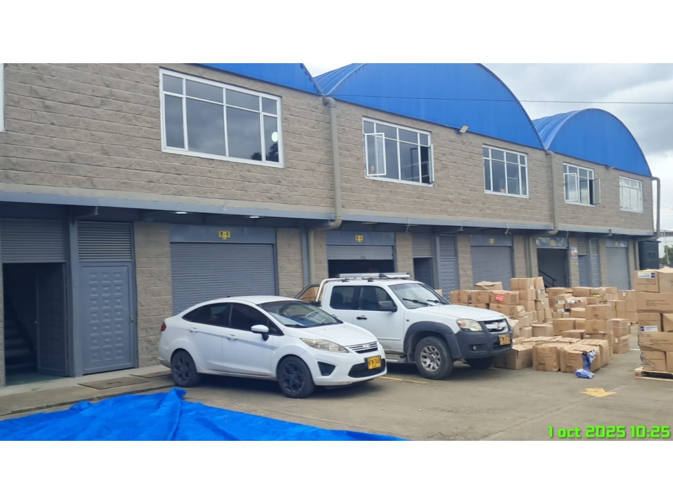 ARRIENDO BODEGA VIA PARCELAS 150 M2 75 KVA - 2