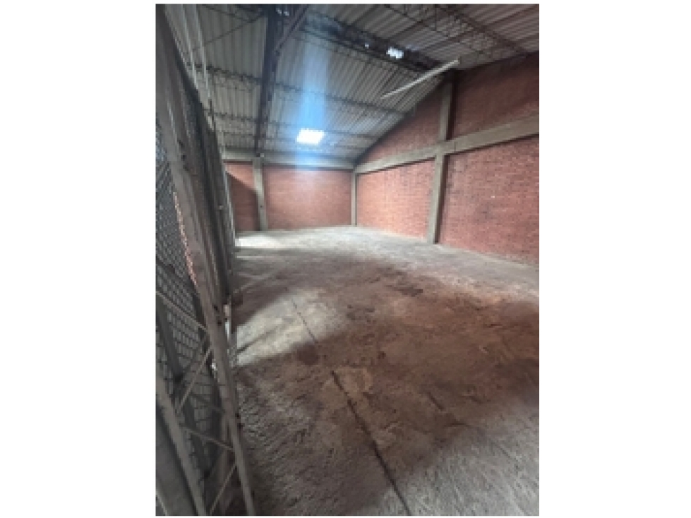 VENTA BODEGA RIO NEGRO 504 M2 7 KVA