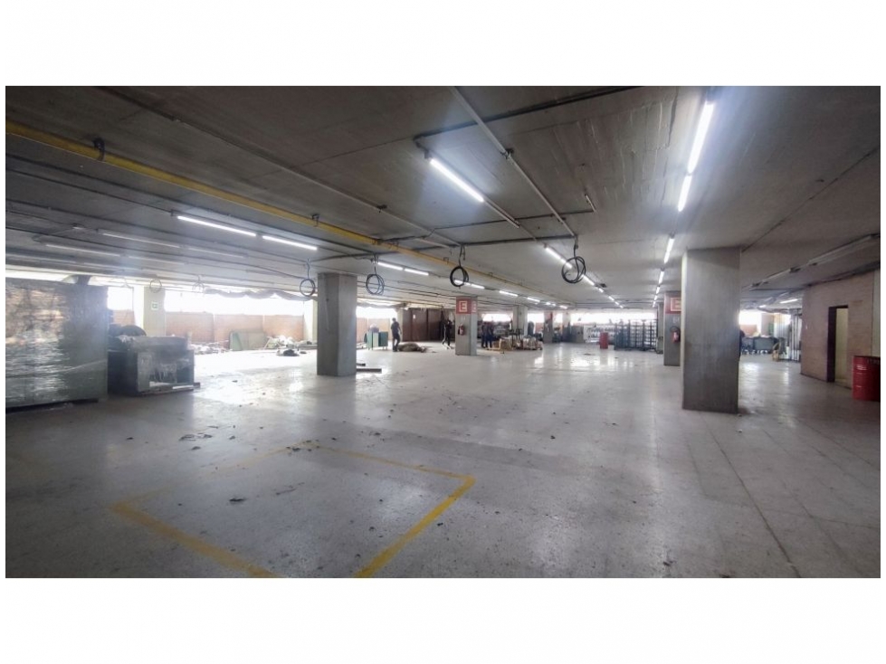 ARRIENDO BODEGA MONTEVIDEO 8.400 M2 1.000 KVA — foto 3