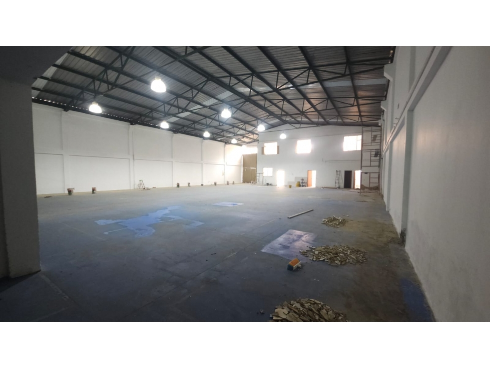 ARRIENDO BODEGA PARQUE INDUSTRIAL MOSQUERA 866 M2 45 KVA - 2