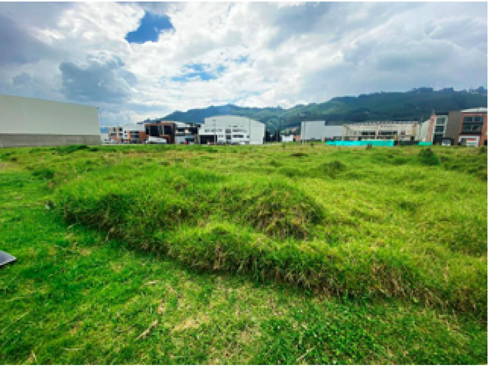 VENTA DE LOTE EN ZONA FRANCA 2.716,72 M2 - 4