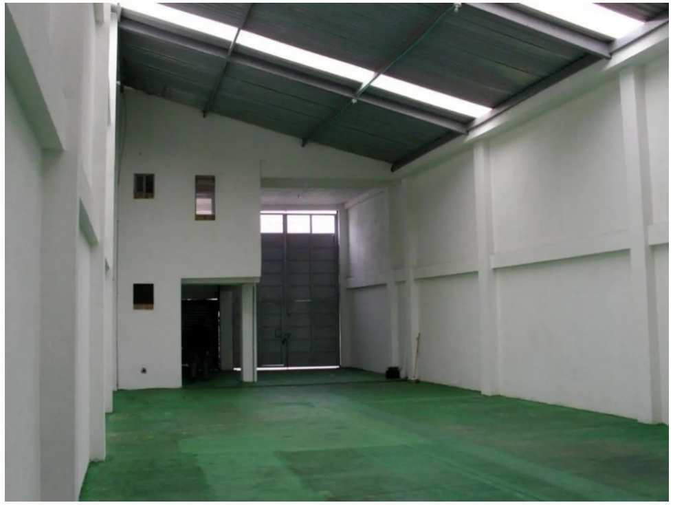 VENTA Y/O ARRIENDO BODEGA FONTIBON 340 M2 18 KVA - 2