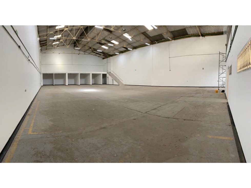VENTA BODEGA PUENTE ARANDA 1.199 M2 50 KVA