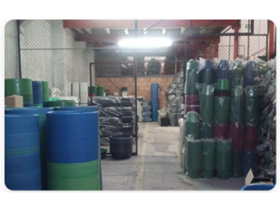ARRIENDO BODEGA MARTIRES 1.008 M2 30 KVA - 2