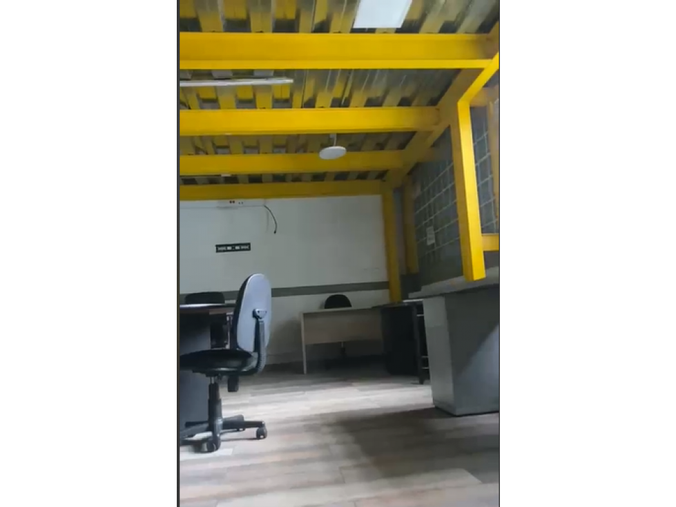 ARRIENDO BODEGA FONTIBON 242 M2 15 KVA - 3