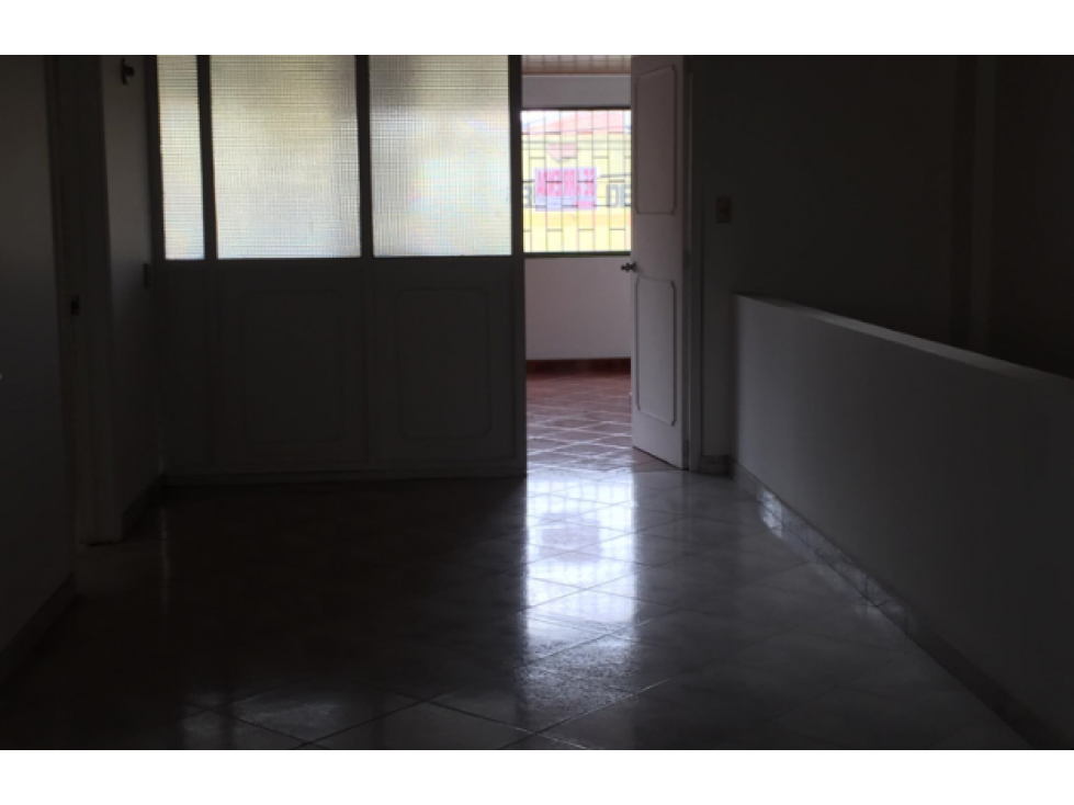 VENTA BODEGA ALCAZARES 400 M2 — foto 3