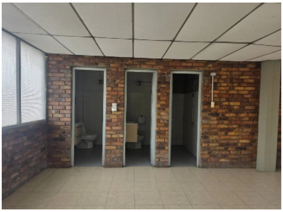 VENTA BODEGA PUENTE ARANDA 865 M2 10 KVA - 3