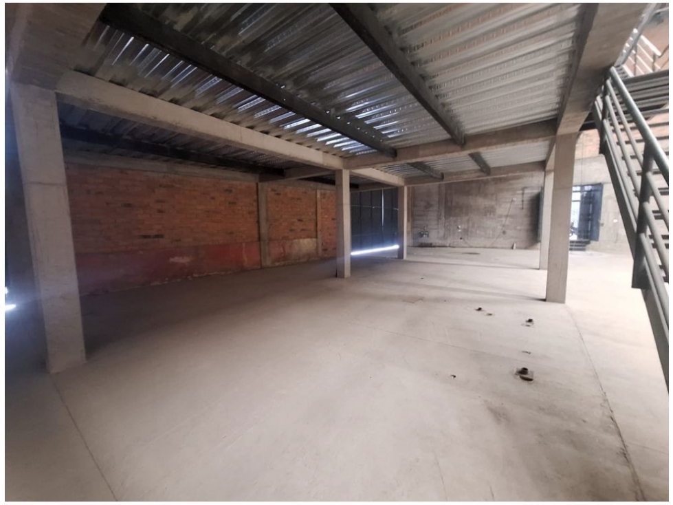 ARRIENDO BODEGA SOACHA 950 M2 150 KVA - 4