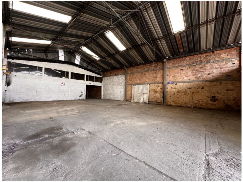 ARRIENDO BODEGA LA FRAGUITA? 1.580 M2 54 KVA — foto 5