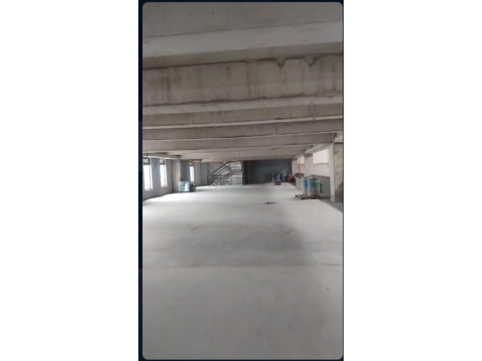 VENTA BODEGA ZONA FRANCA 3.630 M2 - 3