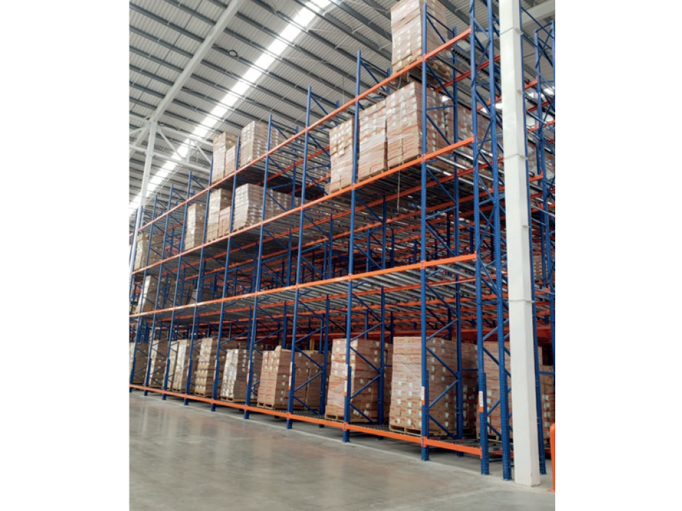 ARRIENDO BODEGA PARQUE INDUSTRIAL SIBERIA 3.165 M2 - 3