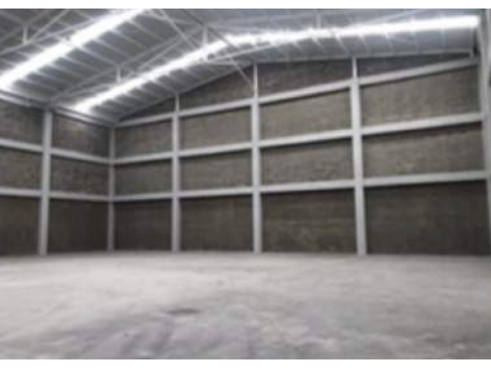 ARRIENDO BODEGA ZONA FRANCA 1.216 M2 - 5