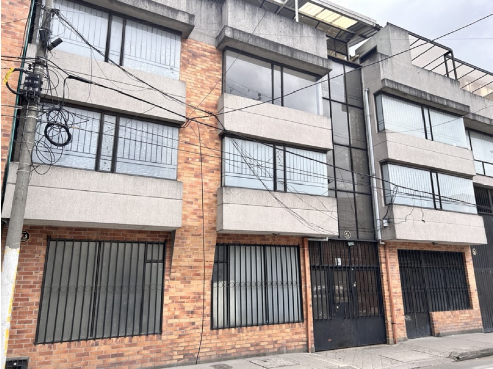 VENTA BODEGA LA GRANJA 1.397 M2 20 KVA