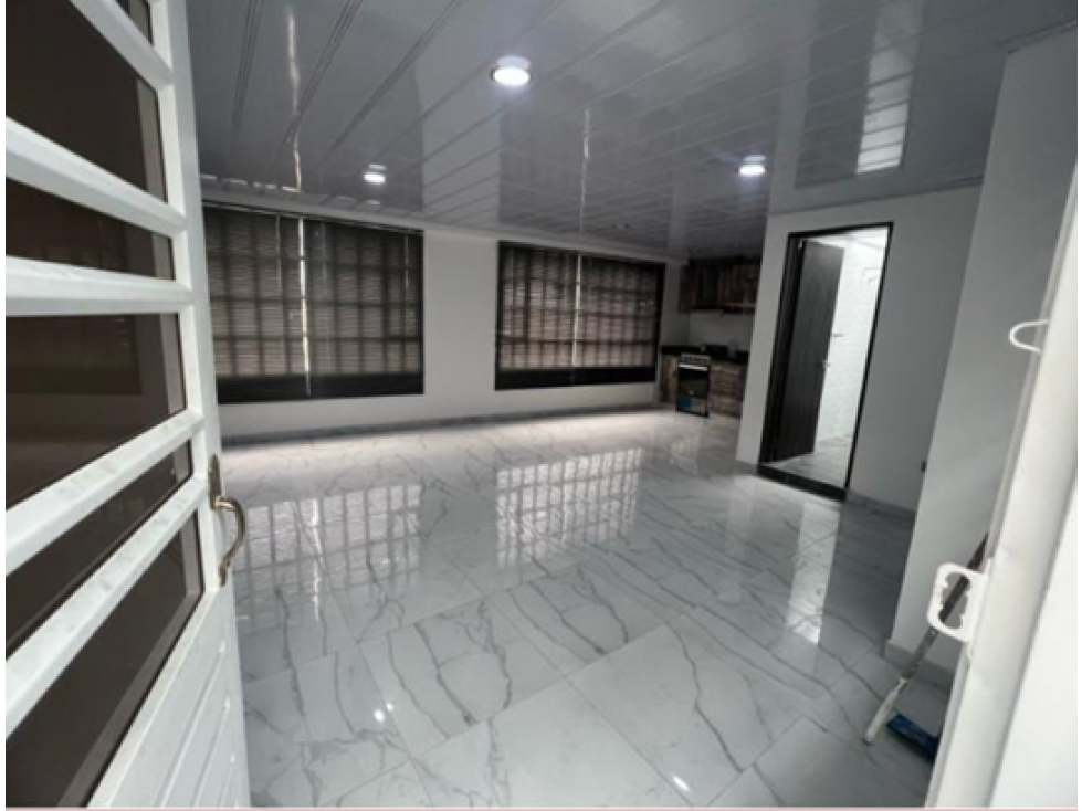 VENTA BODEGA FUNZA 602 M2 10 KVA - 4