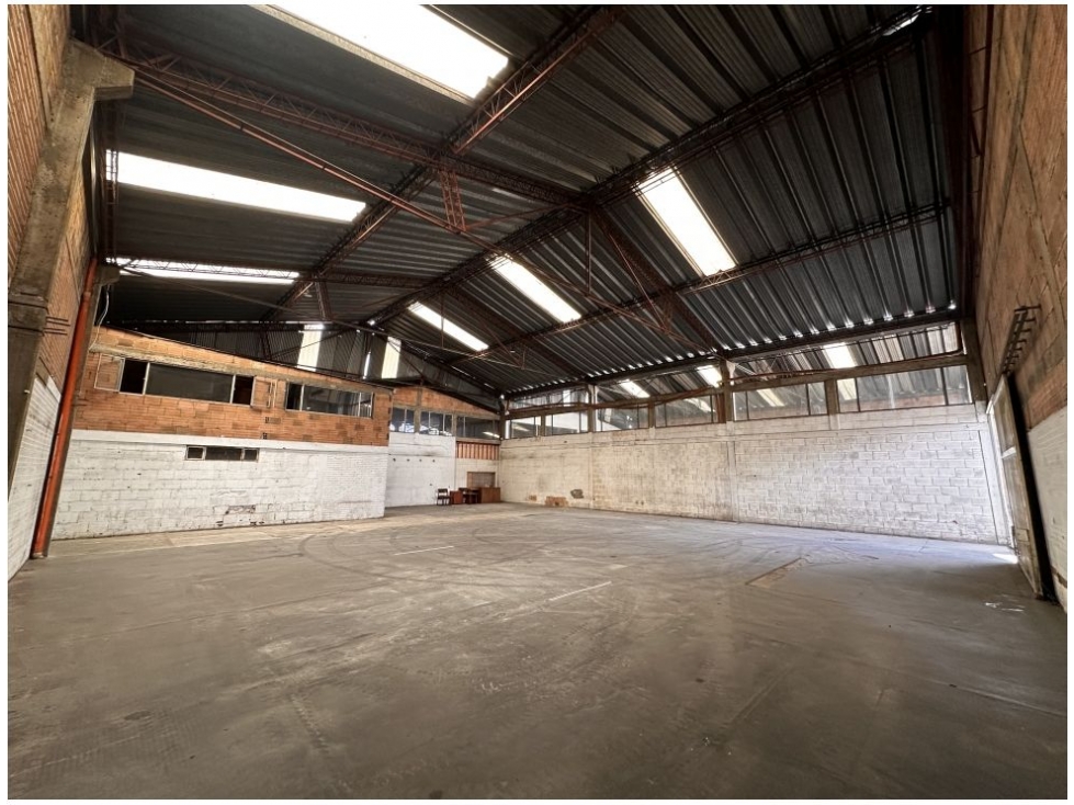 ARRIENDO BODEGA LA FRAGUITA? 1.580 M2 54 KVA — foto 6