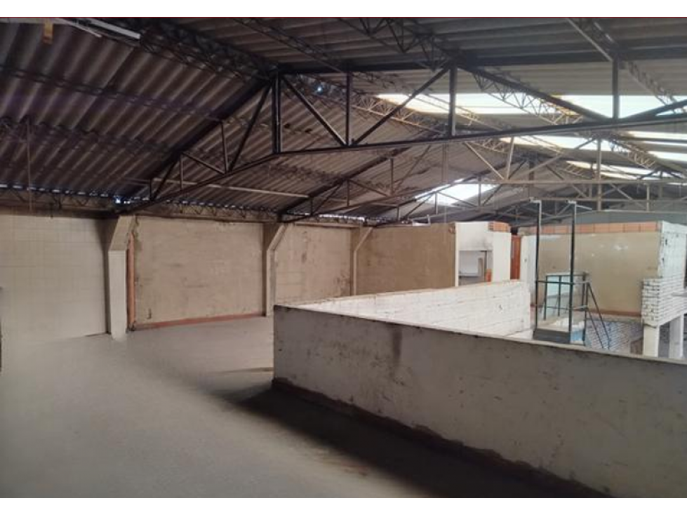 ARRIENDO BODEGA RESTREPO 294 M2 104 KVA — foto 6