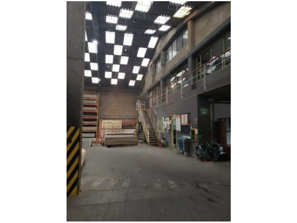 ARRIENDO BODEGA FONTIBON 6.195 M2 75 KVA - 6