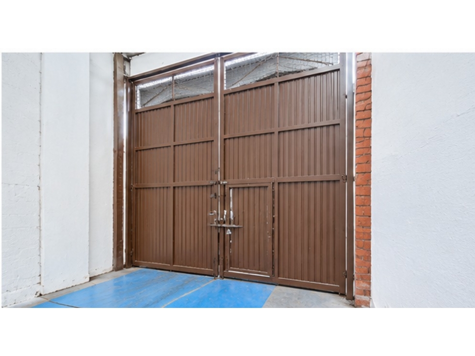 ARRIENDO BODEGA ENGATIVA 1.000 M2 19 KVA - 6