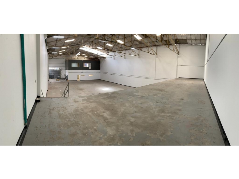 VENTA BODEGA PUENTE ARANDA 1.199 M2 50 KVA — foto 4