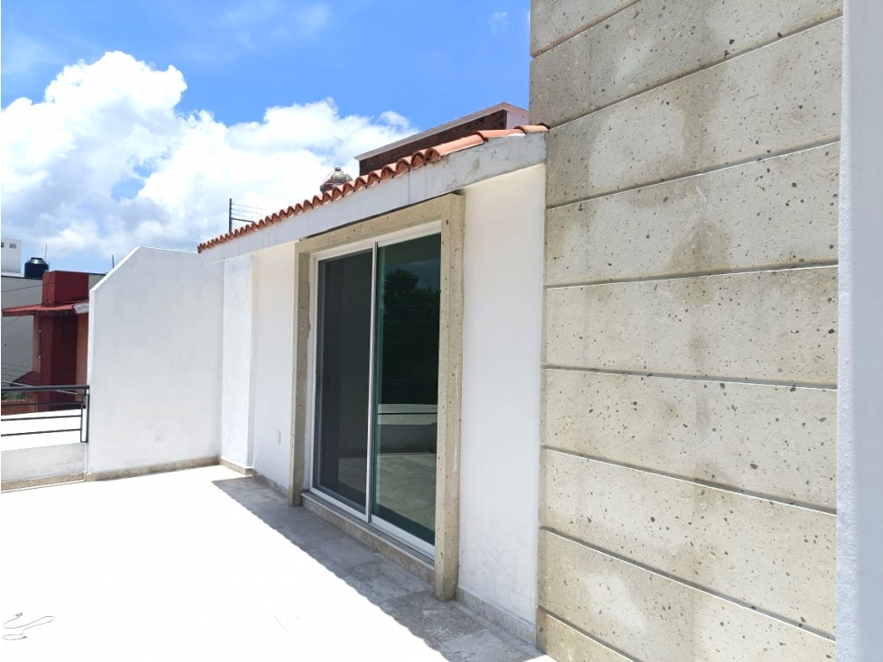 Venta Casa con Recámara en PB, Las Fincas Jiutepec, Morelos