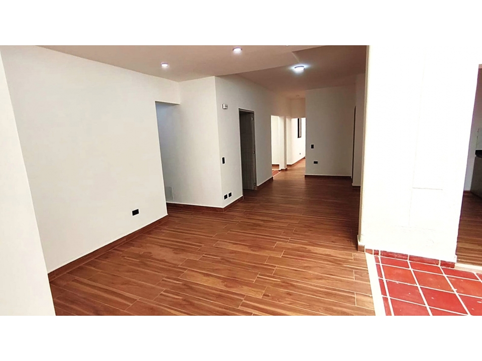 VENTA DE APARTAMENTO EN MEDELLIN LAURELES SANTA TERESITA — foto 3