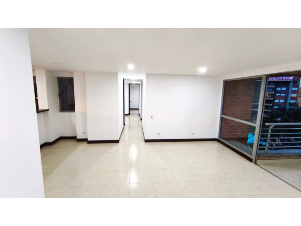 VENTA DE APARTAMENTO EN ENVIGADO, CERCA A GUADALCANAL — foto 2