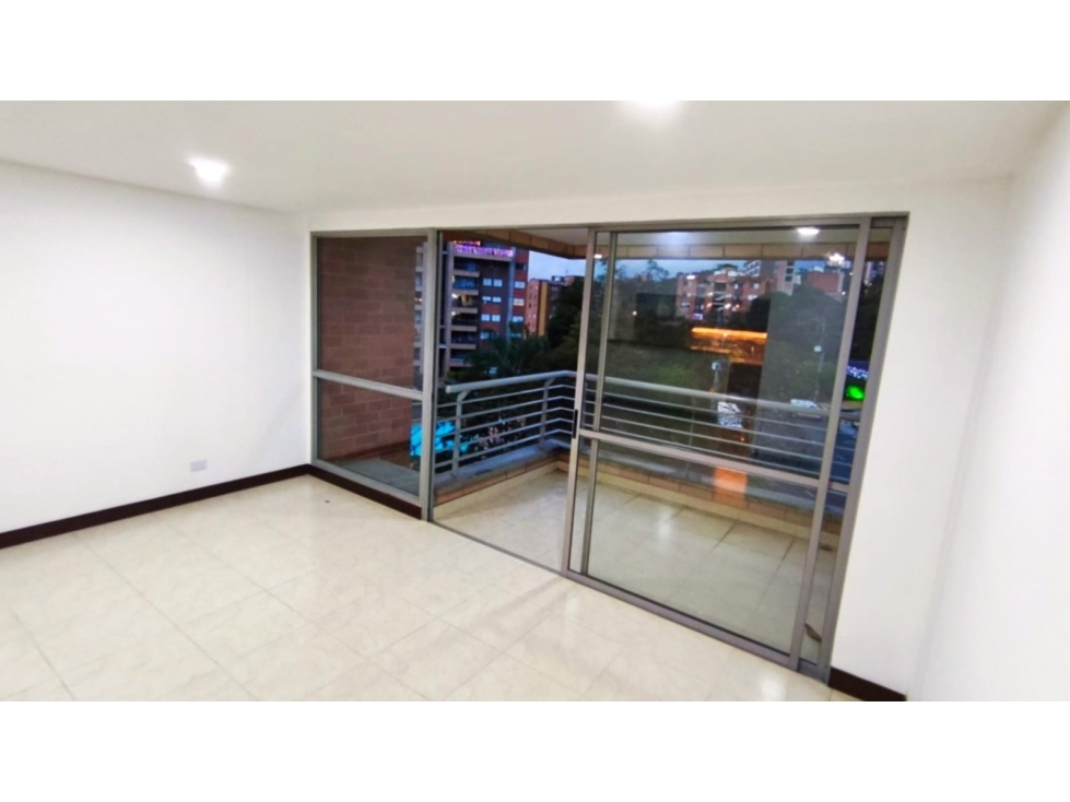 VENTA DE APARTAMENTO EN ENVIGADO, CERCA A GUADALCANAL — foto 3