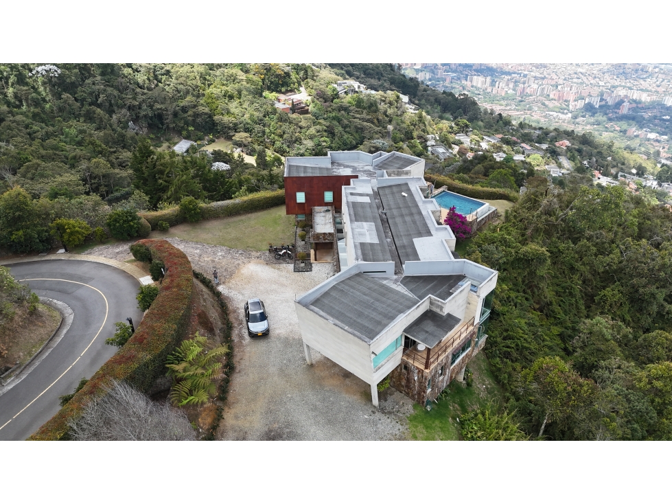 VENTA DE LUJOSA CASA EN LAS PALMAS , MEDELLIN — foto 3