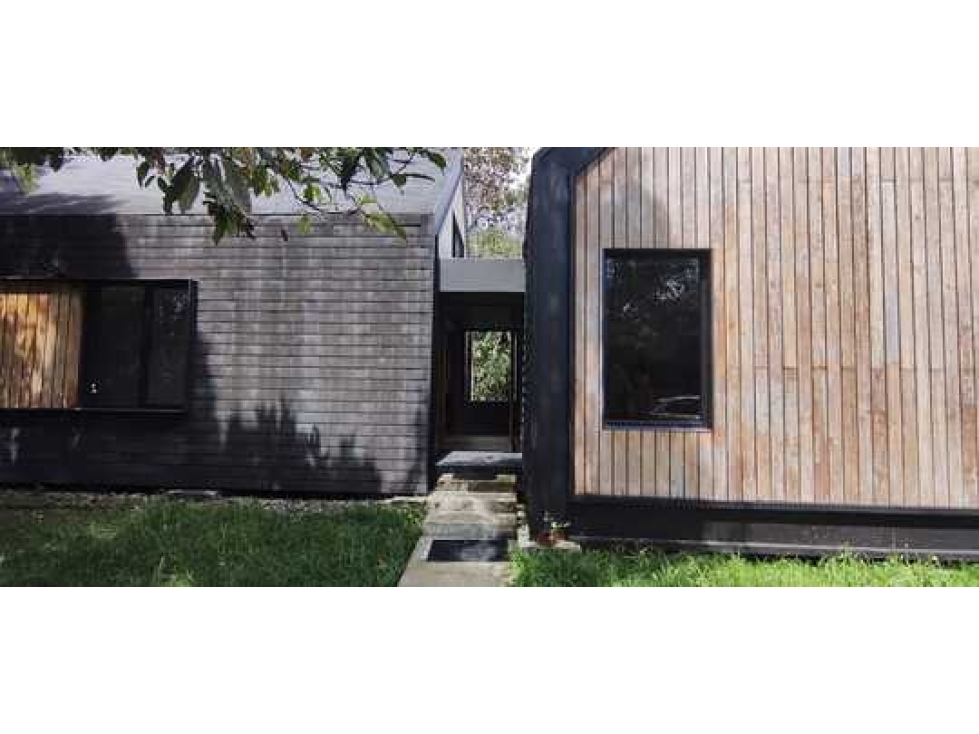 VENTA DE CASA EN UNIDAD CERRADA, EL RETIRO, LIMITES CON ENVIGADO — foto 2