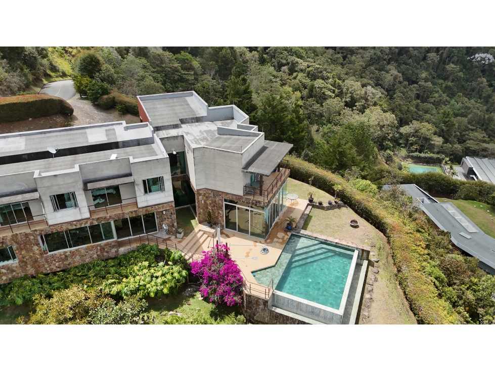 VENTA DE LUJOSA CASA EN LAS PALMAS , MEDELLIN — foto 5