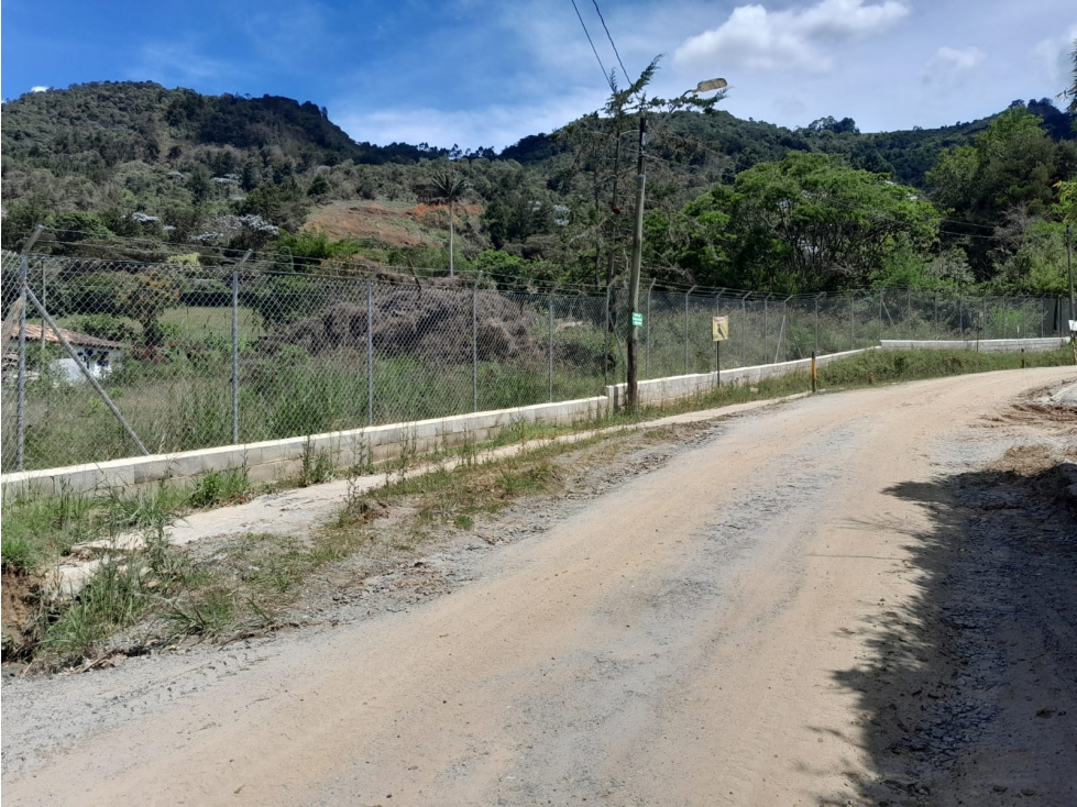 VENTA TERRENO-FINCA, RIONEGRO VDA YARUMAL A 10 MINUTOS DEL AEROPUERTO — foto 2