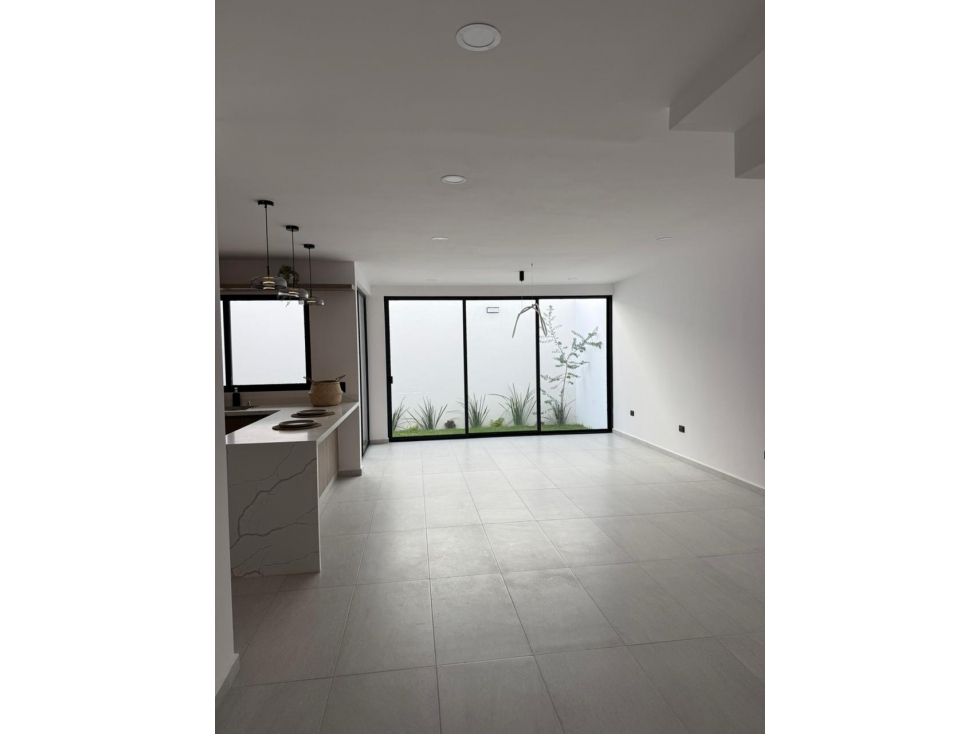 VENTA DE CASA LOMAS DE ANGELÓPOLIS FRACC MONTE REAL - 2