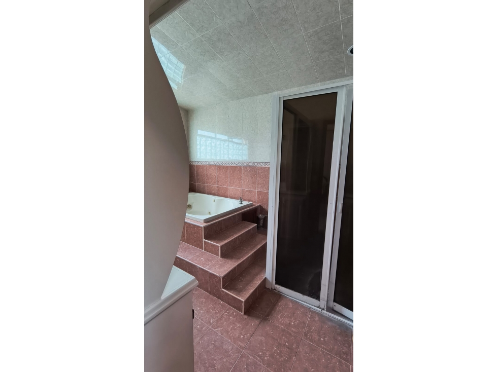 SE RENTA CASA DE LUJO AMUEBLADA - 5