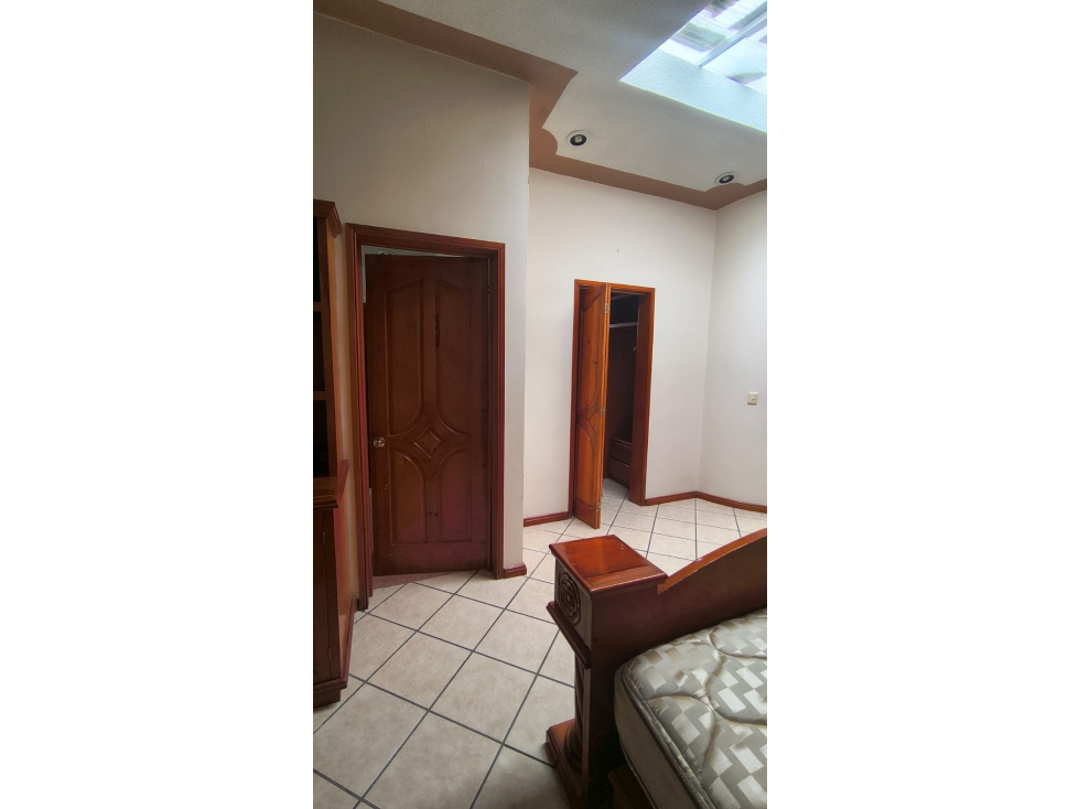 SE RENTA CASA DE LUJO AMUEBLADA - 6