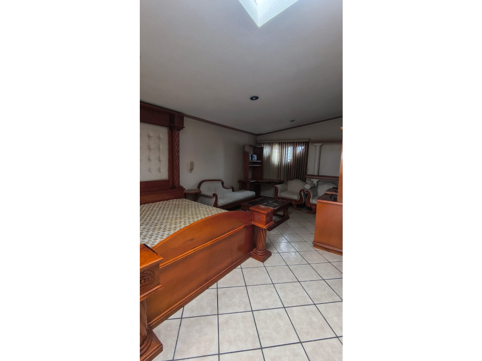SE RENTA CASA DE LUJO AMUEBLADA - 3