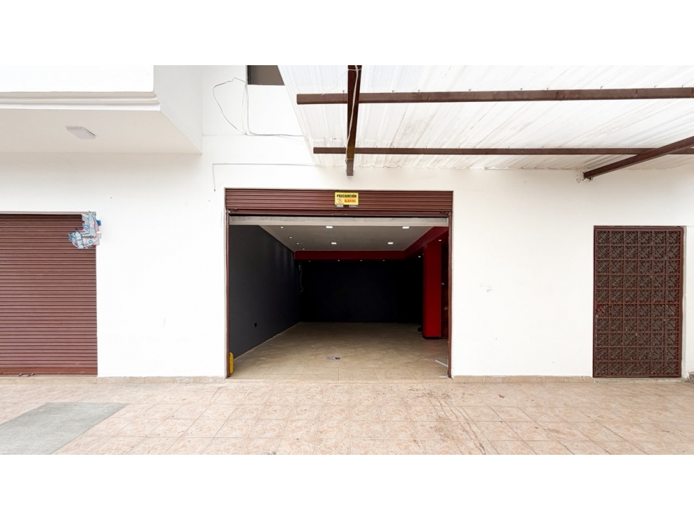 Local comercial en renta sector Remigio Crespo - 1