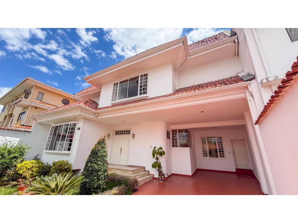 Casa en renta sector Av. Pichincha - 1