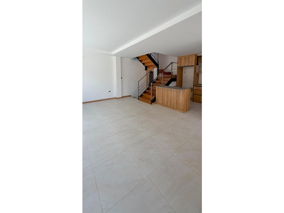 Casa en venta Av. Primero de Mayo — foto 4