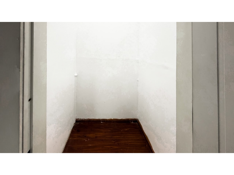 ¡Local comercial en renta frente al Parque San Blas! - 4
