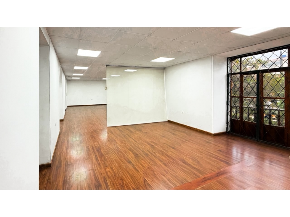 ¡Local comercial en renta frente al Parque San Blas! - 3